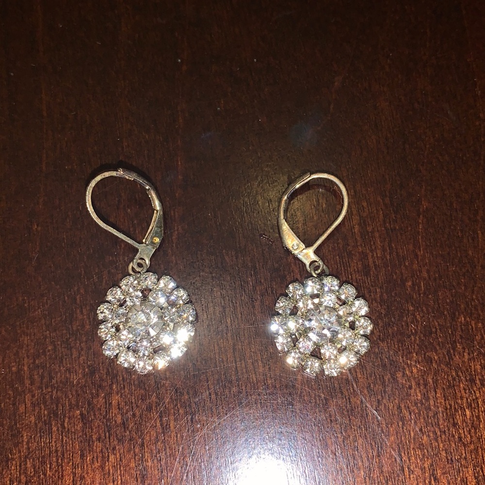 NWOT Round Glitz Earrings